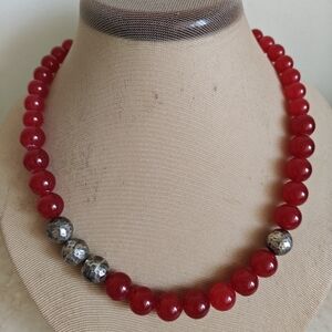 Vintage Red Glass Hammered Silver Beads Necklace